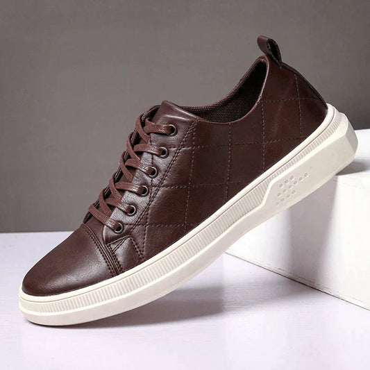 Men Pure Color Microfiber Leather Non Slip Soft Sole Casual Sneakers